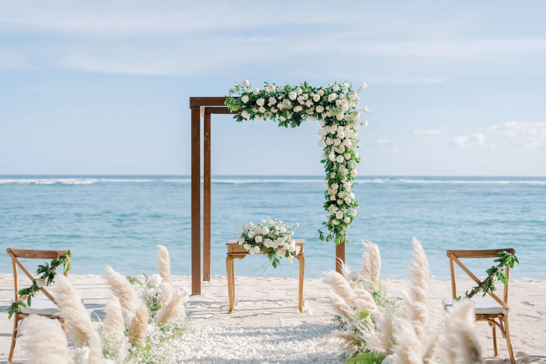 elopement beach amora