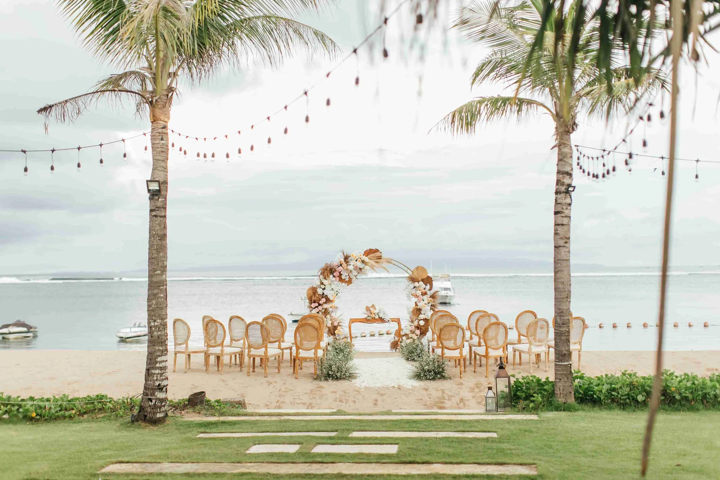 elopement beach amora