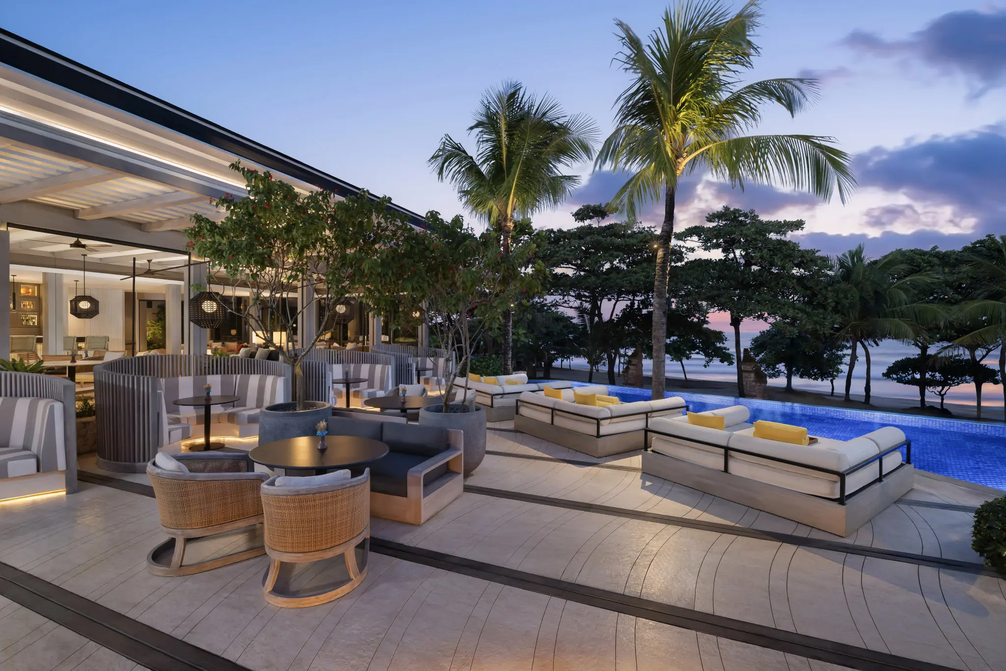 Intimate garden wedding in padma resort legian