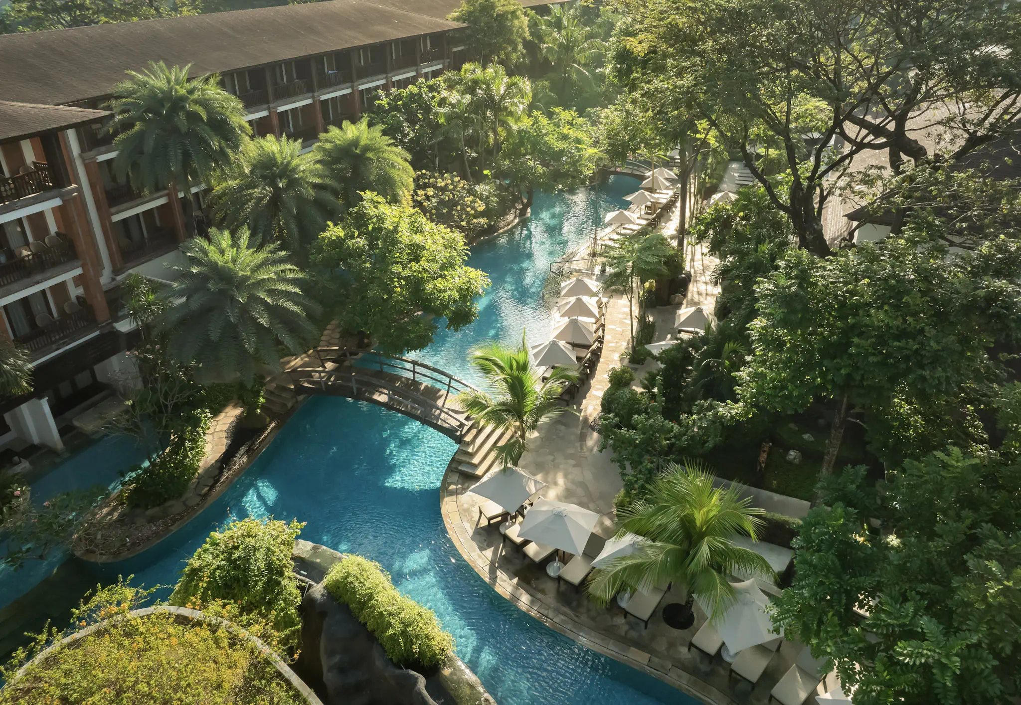 Intimate garden wedding in padma resort legian