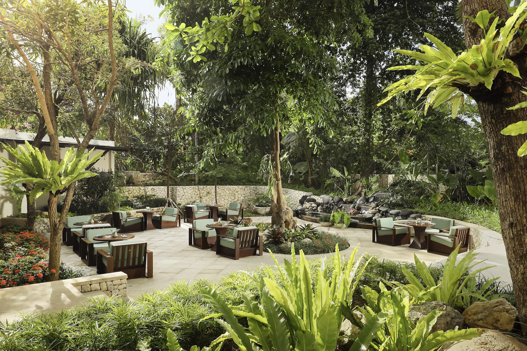 Intimate garden wedding in padma resort legian