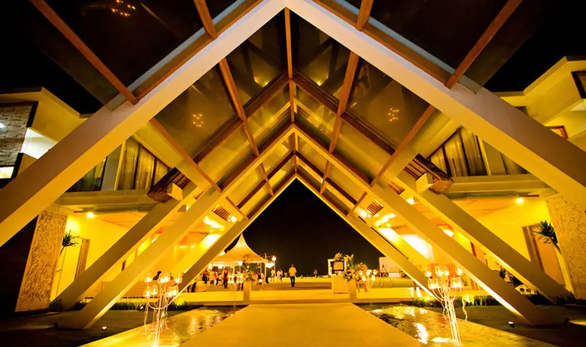 Seminyak beach front wedding in phalosa villa