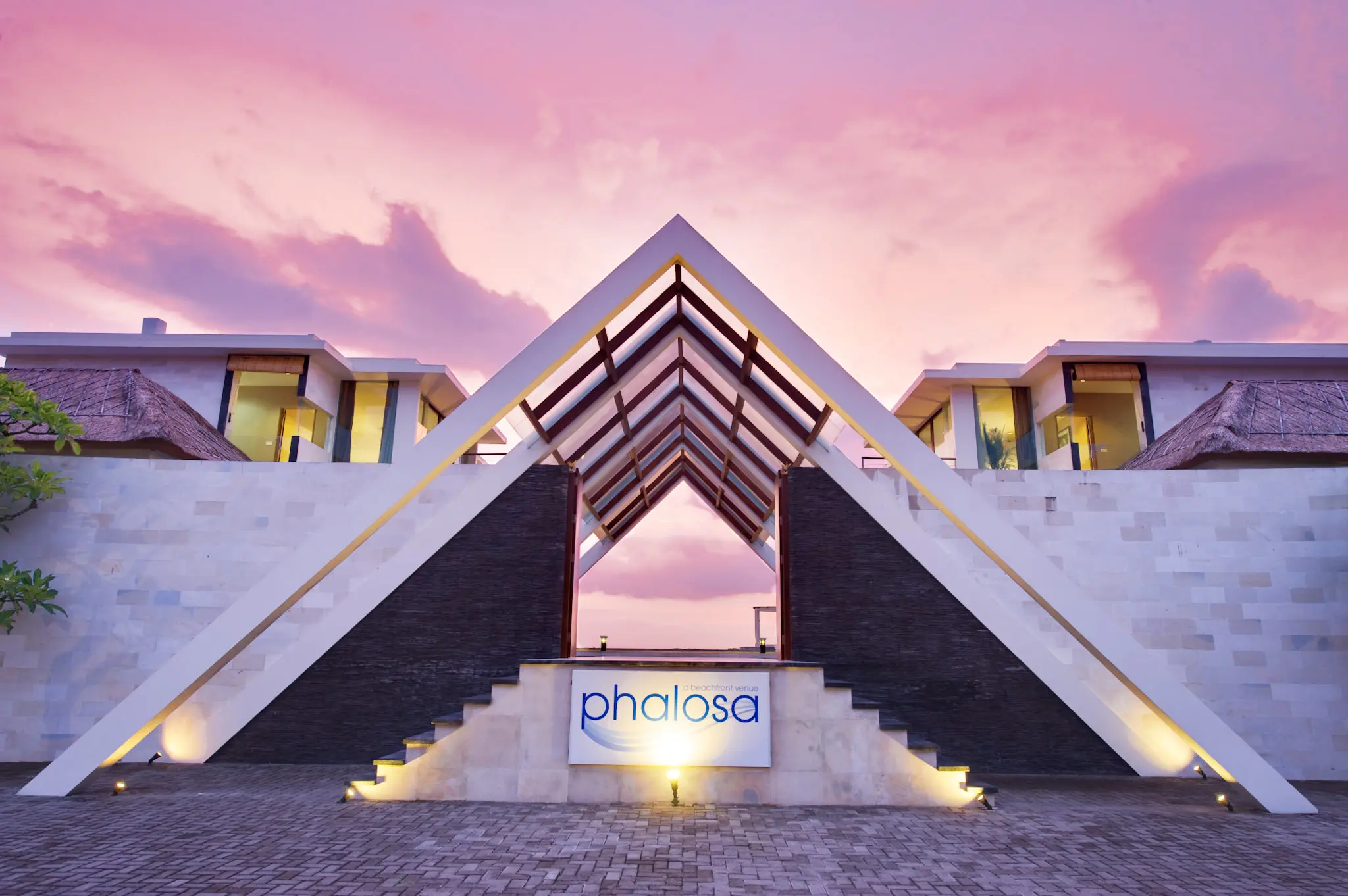 Seminyak beach front wedding in phalosa villa 3