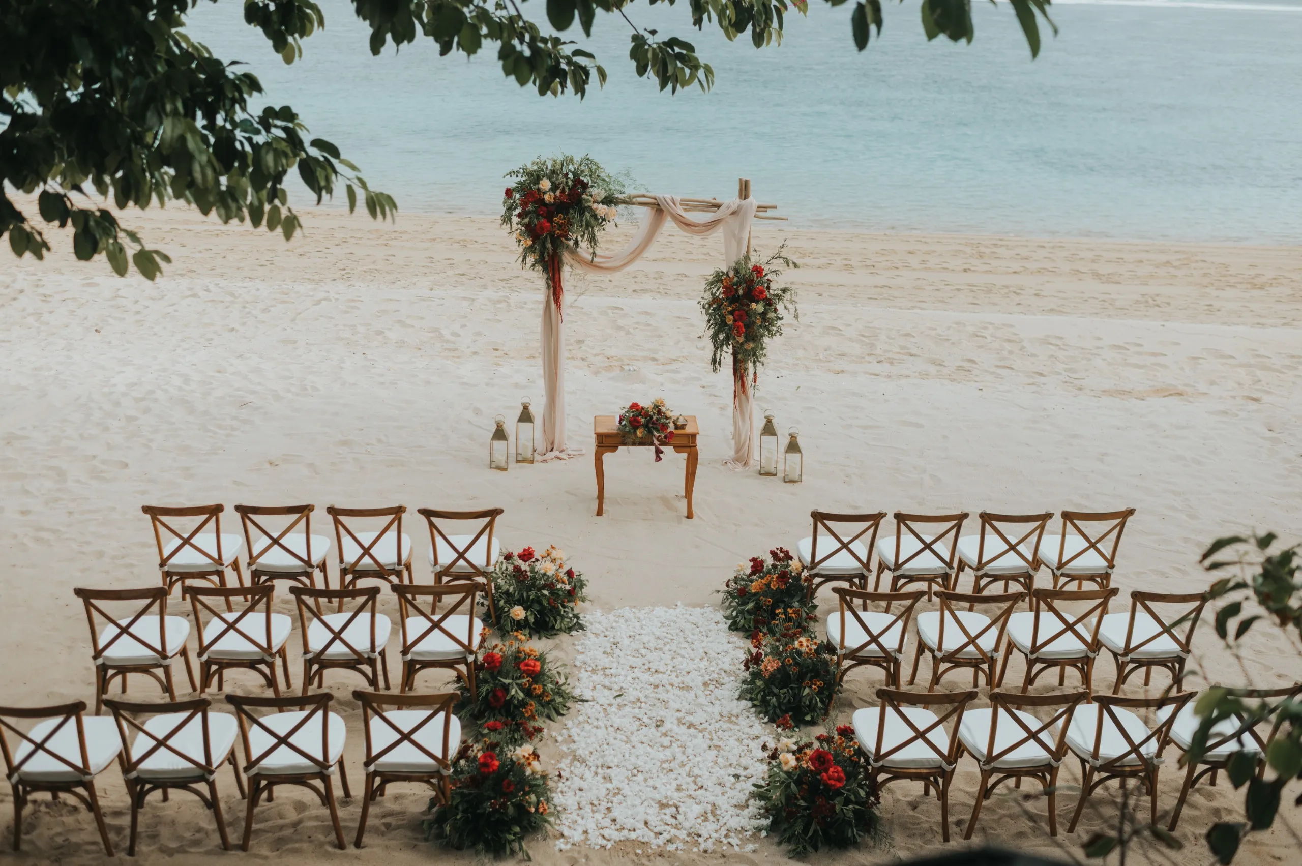 elopement beach amora
