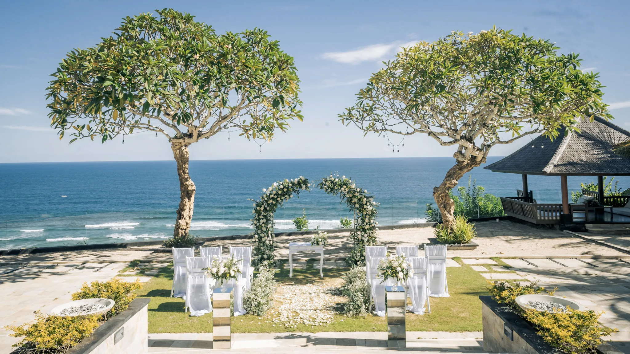 elopement beach amora